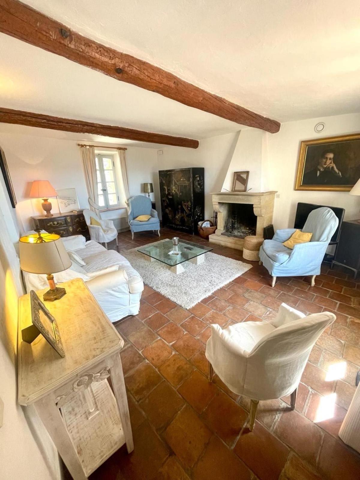 Maison Au Coeur Du Village Gassin Esterno foto