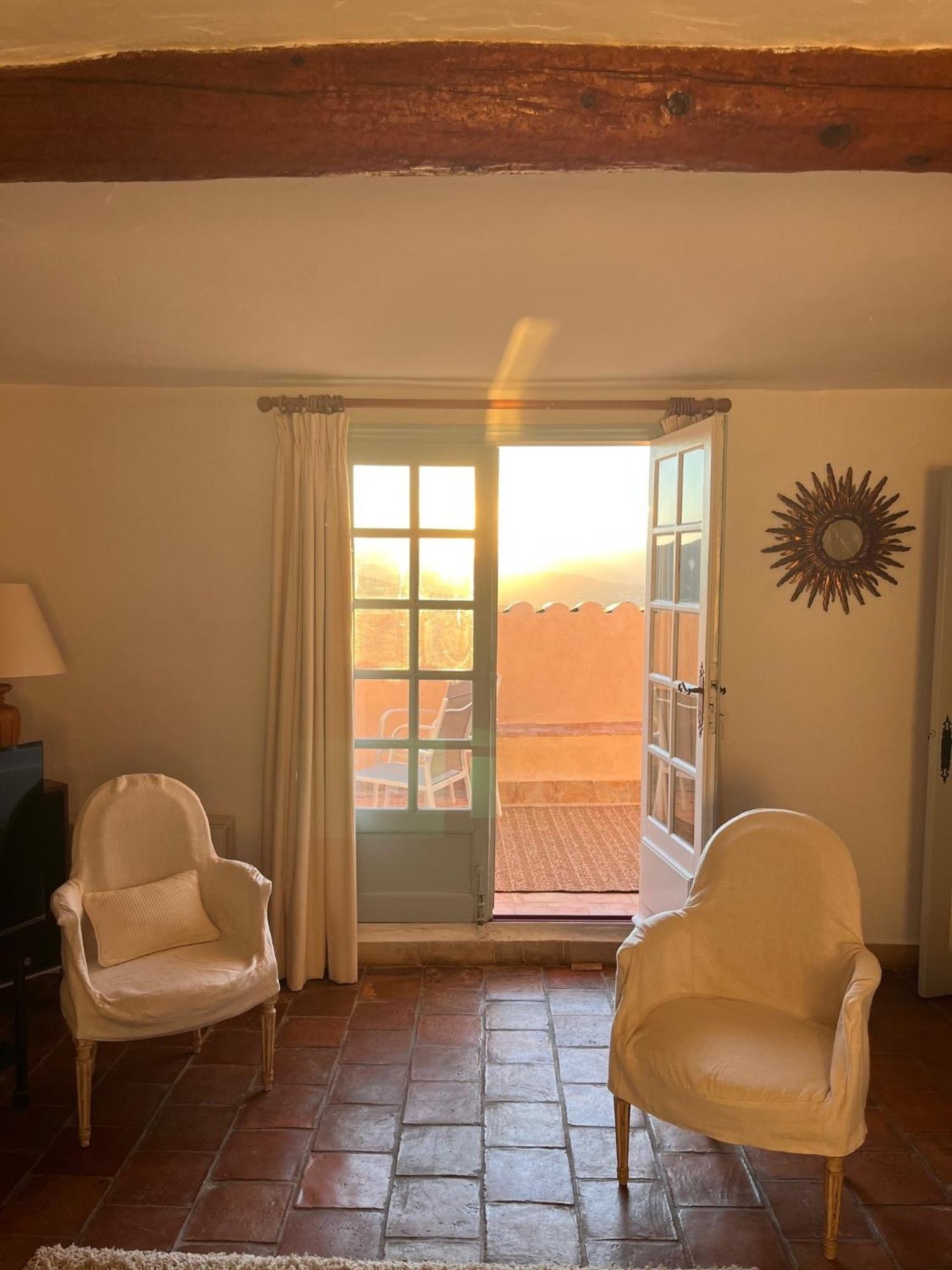 Maison Au Coeur Du Village Gassin Esterno foto